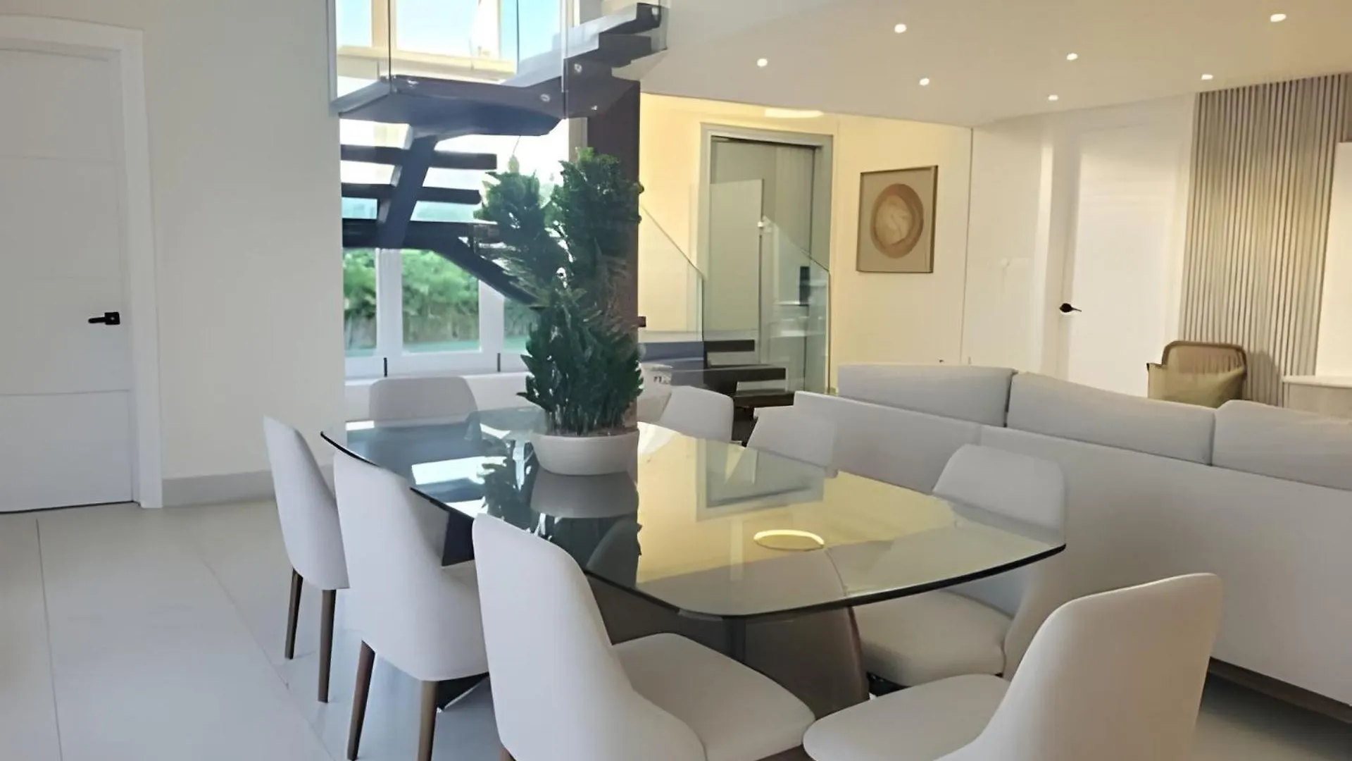 Elegante Villa Privada De 4 Dormitorios Con Piscina Y Jacuzzi Punta Cana 0*,