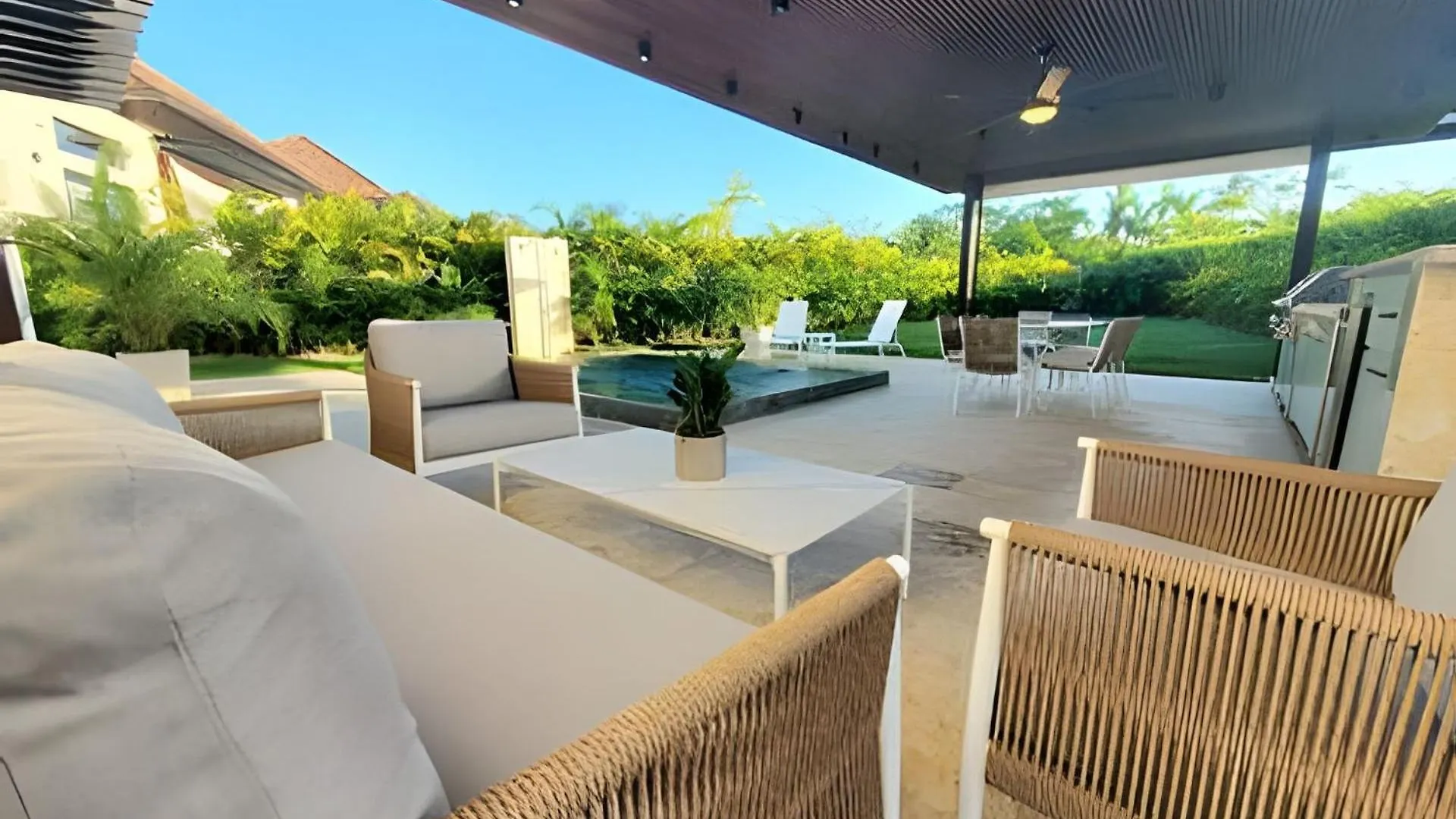 Tatil Evi Elegante Villa Privada De 4 Dormitorios Con Piscina Y Jacuzzi Punta Cana